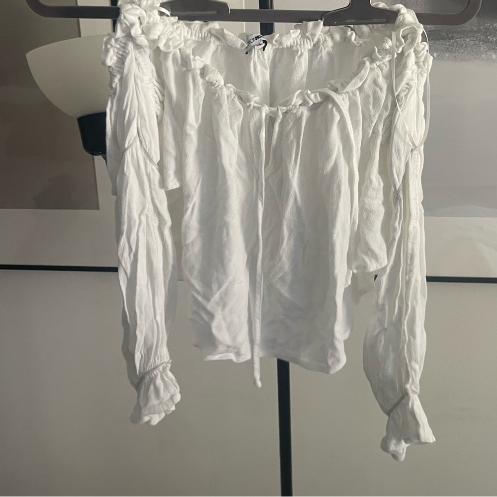 Off Shoulder Airy Crop Top